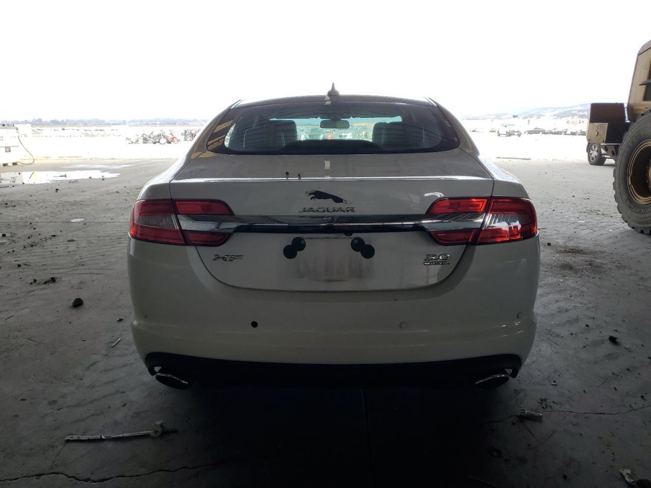 2014 JAGUAR XF