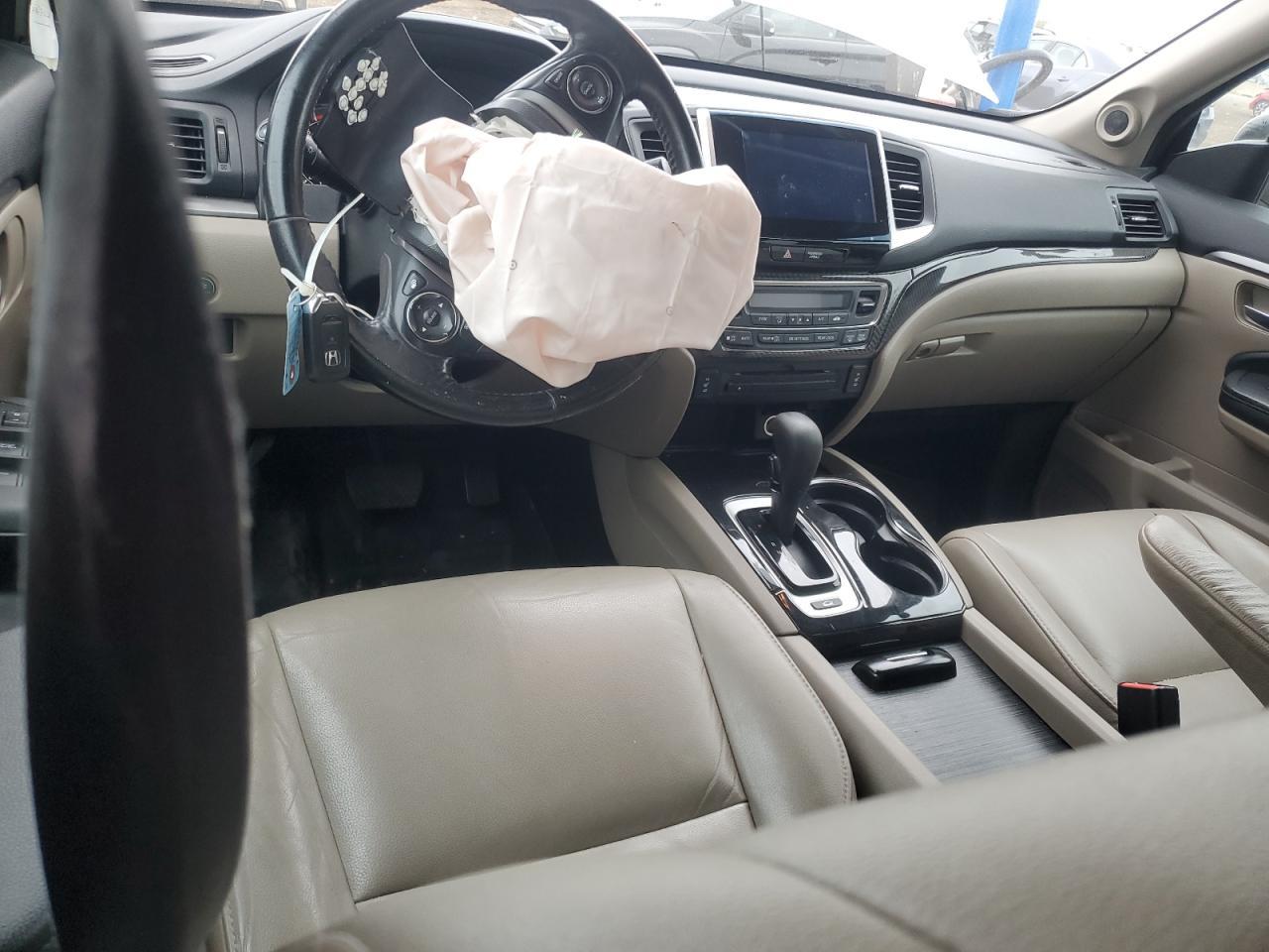 2016 HONDA PILOT