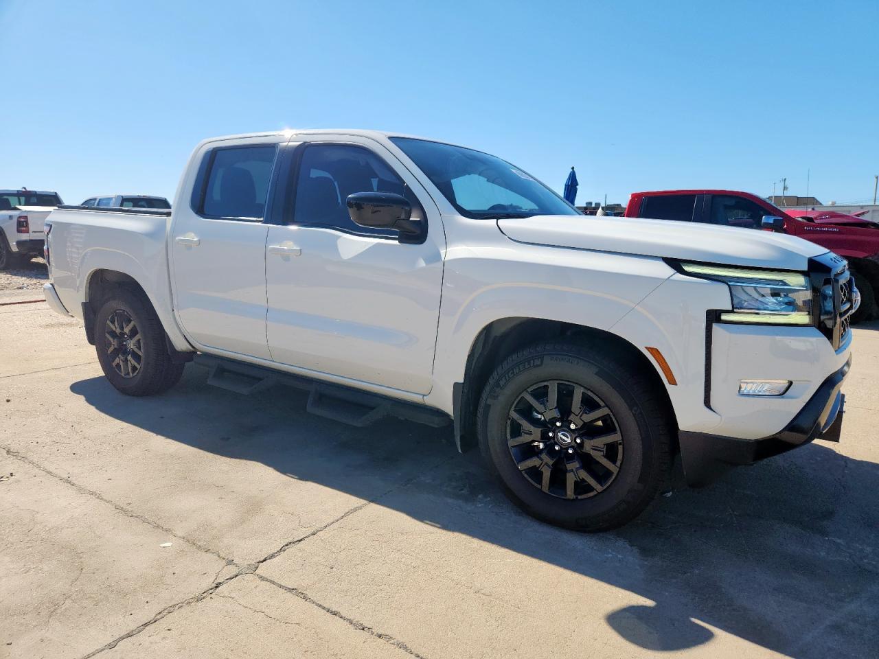 2023 NISSAN Frontier