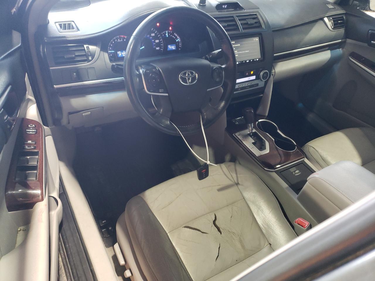 2012 TOYOTA CAMRY