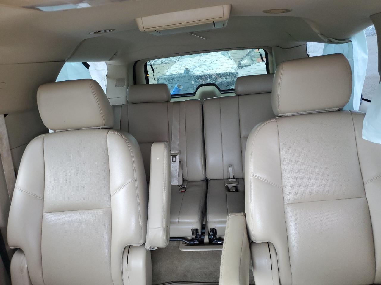 2014 CHEVROLET Suburban
