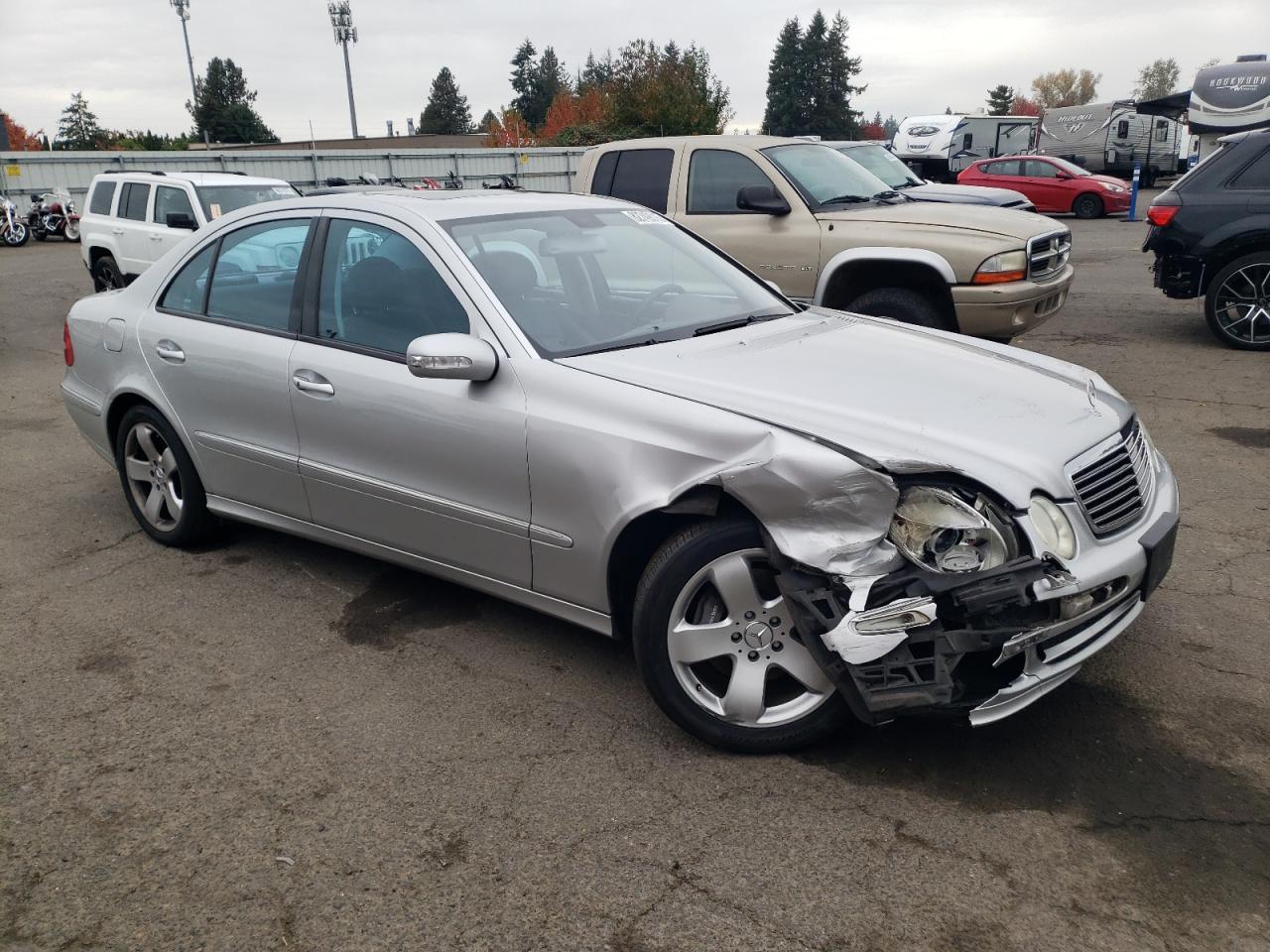 2004 MERCEDES-BENZ E-Class