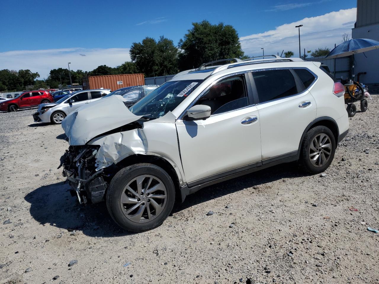 2015 NISSAN ROGUE