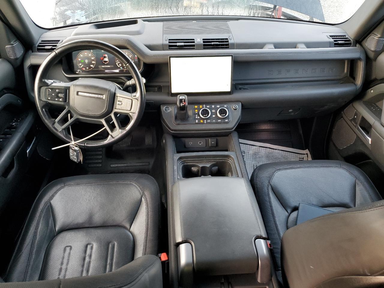 2022 LAND ROVER Defender