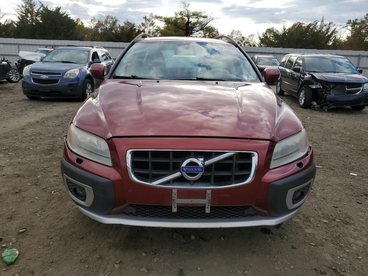 2011 VOLVO XC70