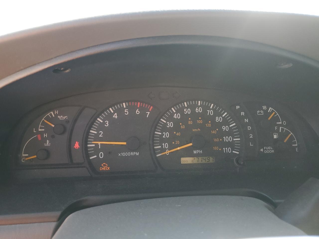 2004 TOYOTA TUNDRA