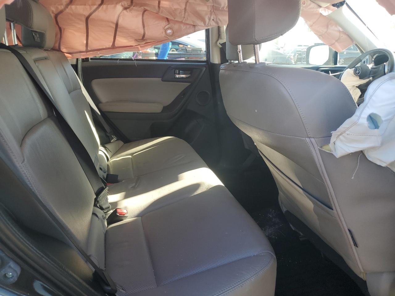 2015 SUBARU FORESTER
