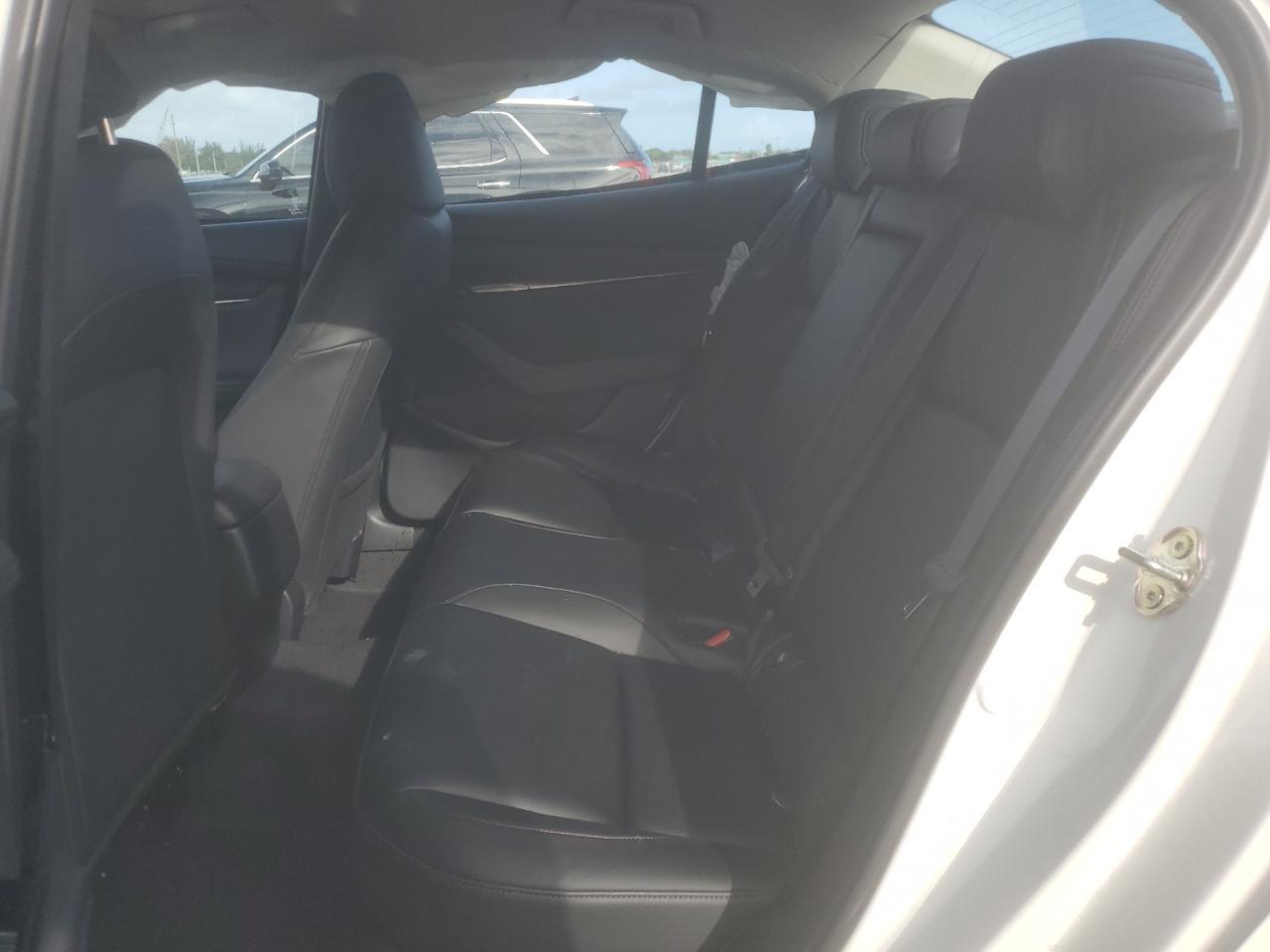 2025 MAZDA 3