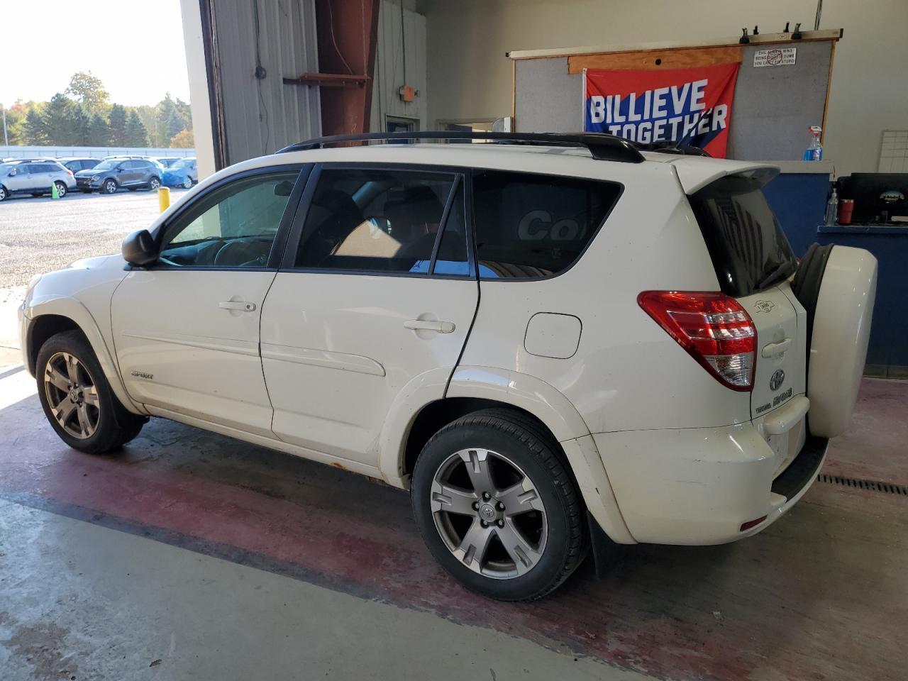 2009 TOYOTA RAV4
