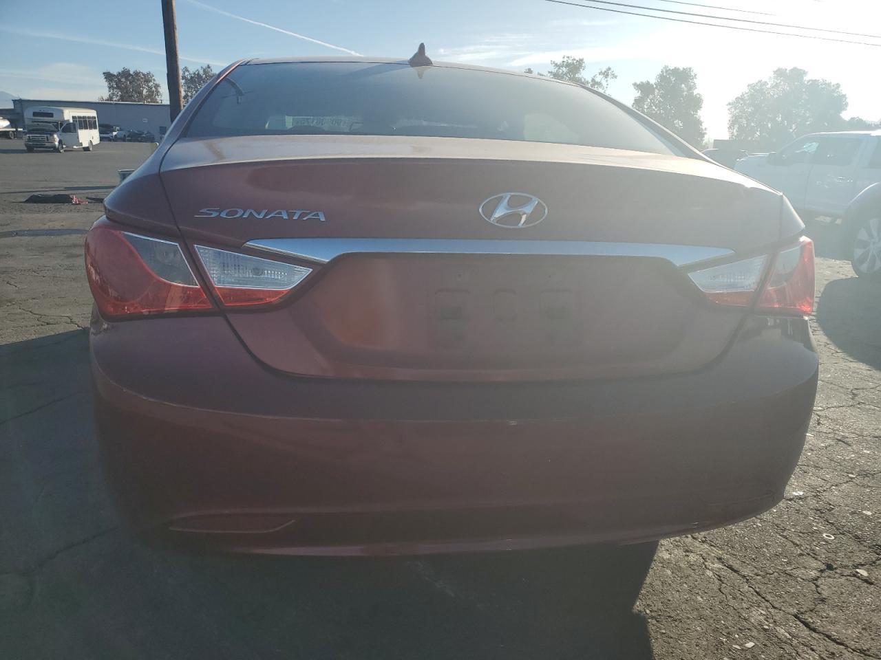 2013 HYUNDAI SONATA