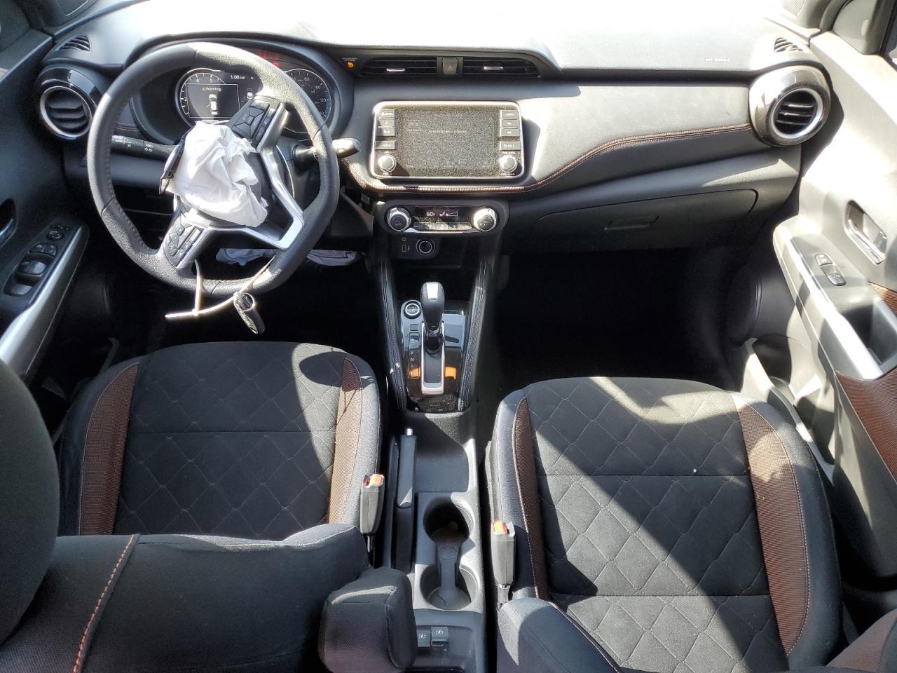 2018 NISSAN KICKS