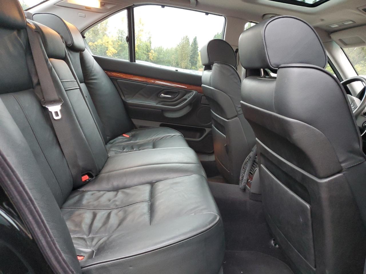2001 BMW 7 series