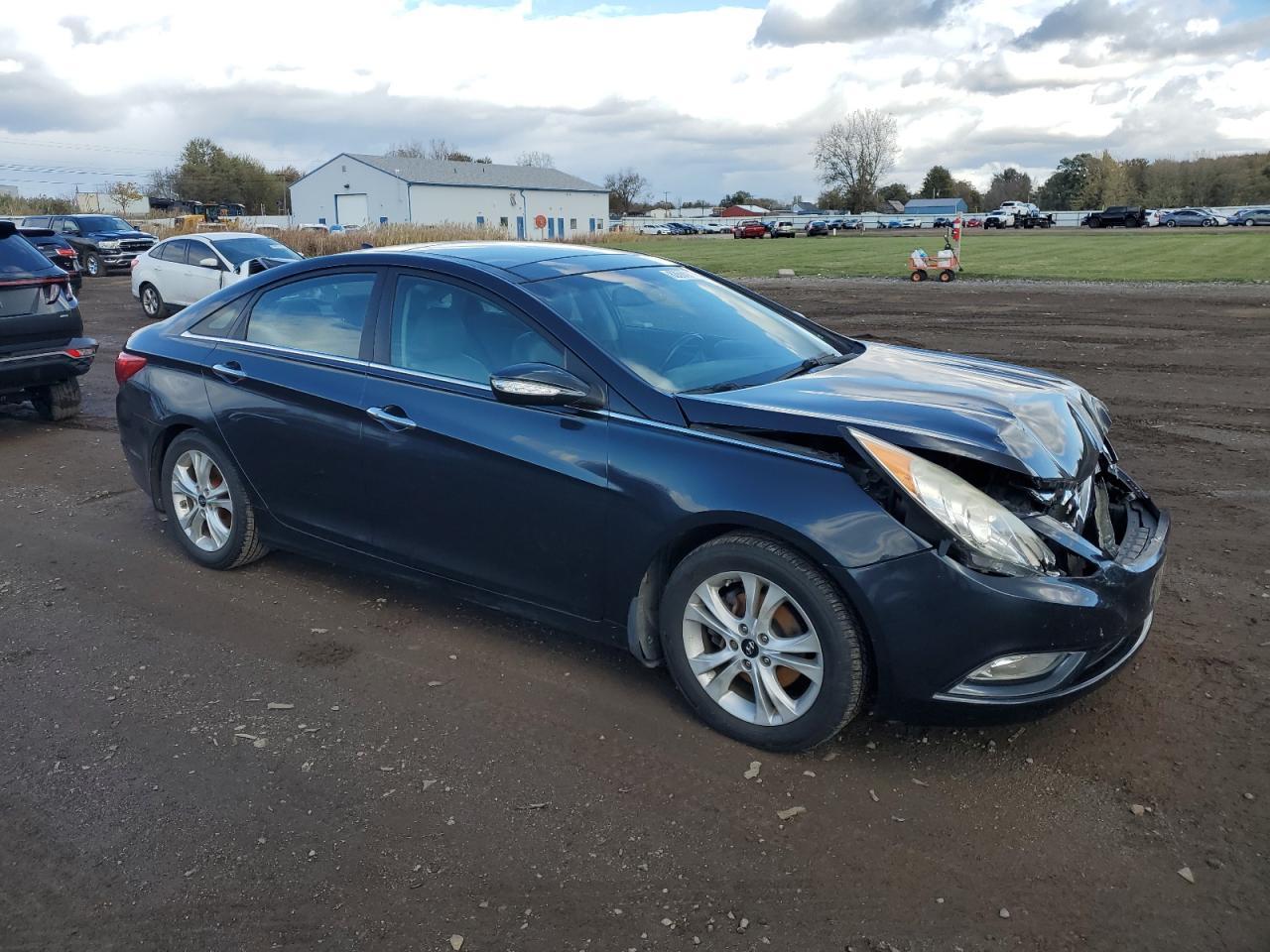 2013 HYUNDAI SONATA