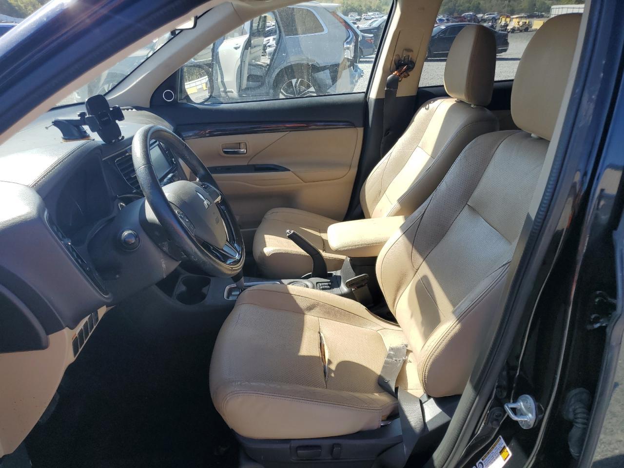 2016 MITSUBISHI outlander