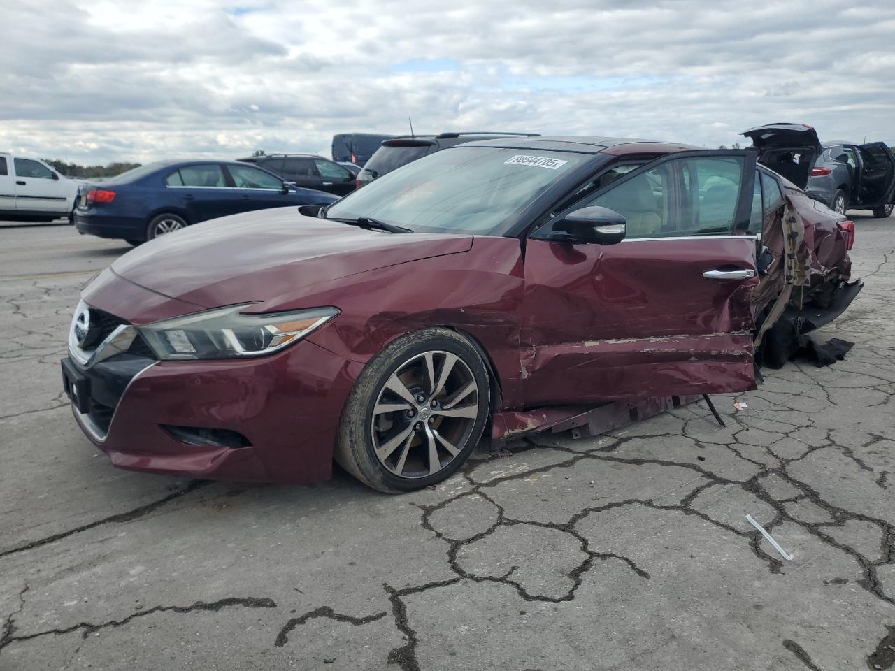 2016 NISSAN Maxima