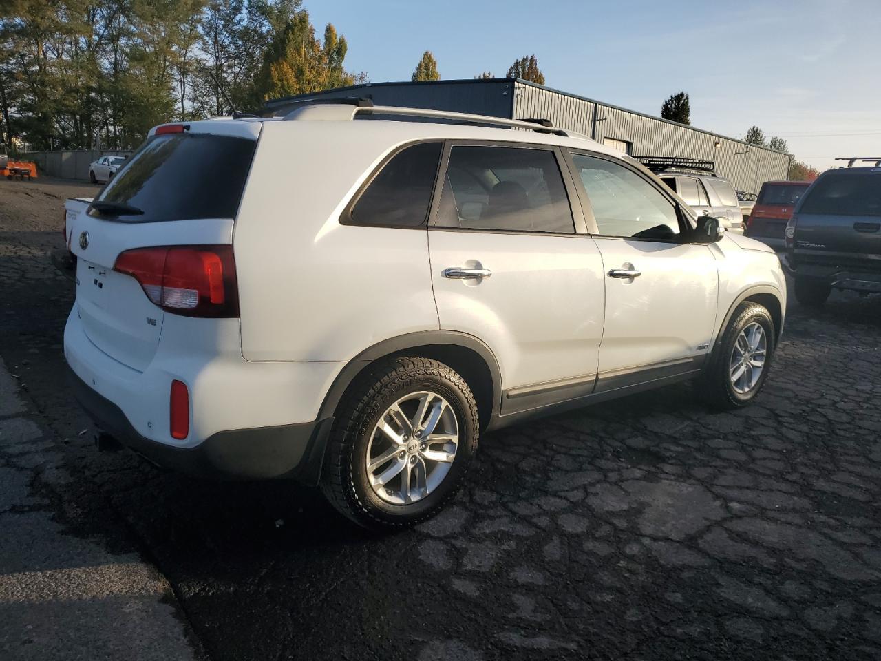 2015 KIA SORENTO