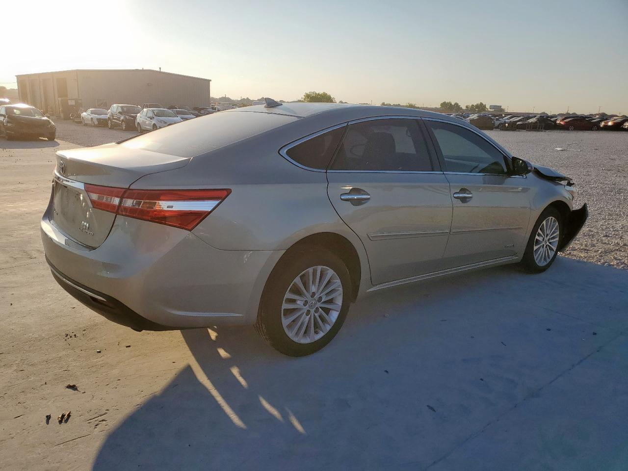 2015 TOYOTA Avalon