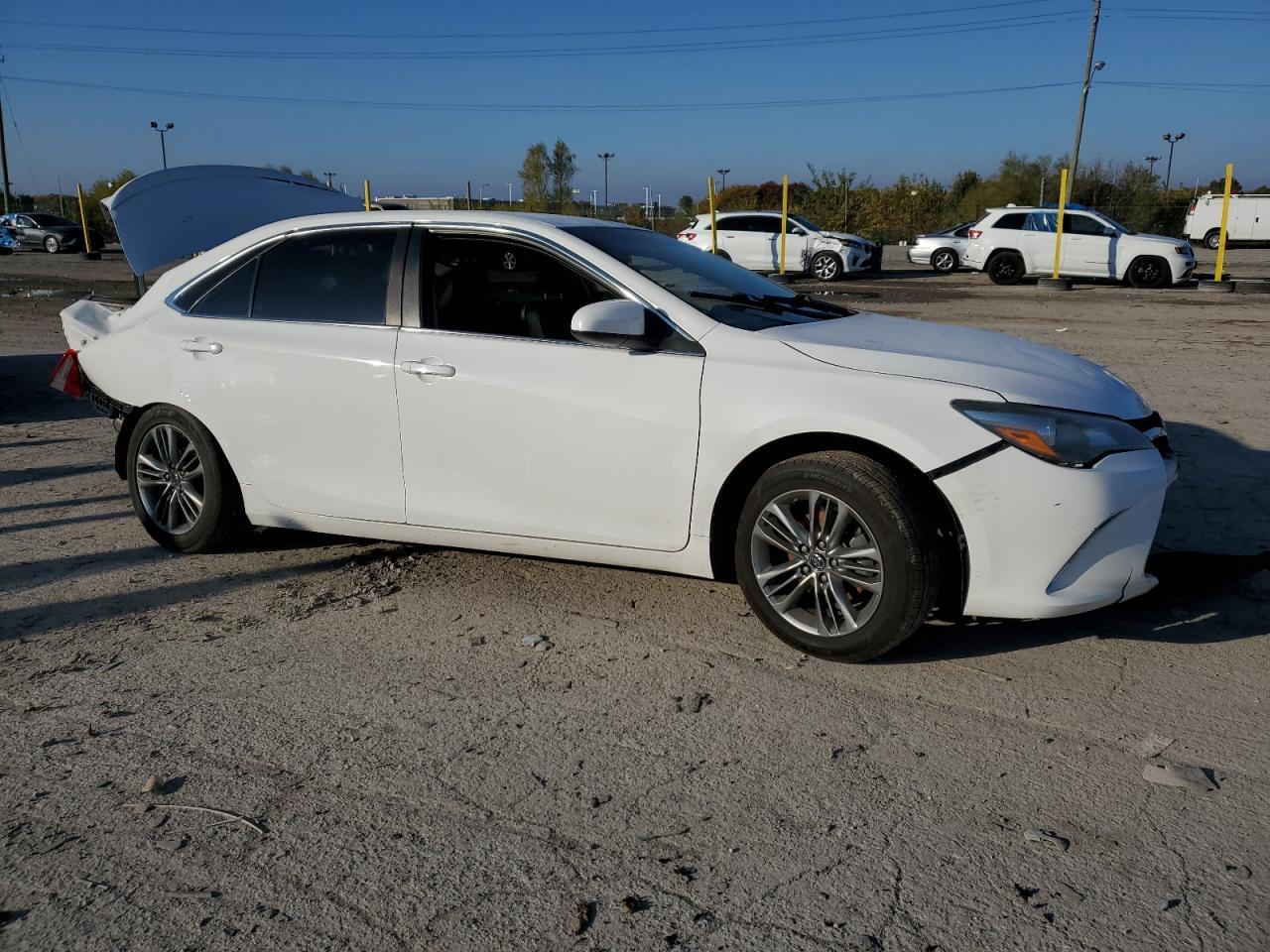 2016 TOYOTA CAMRY