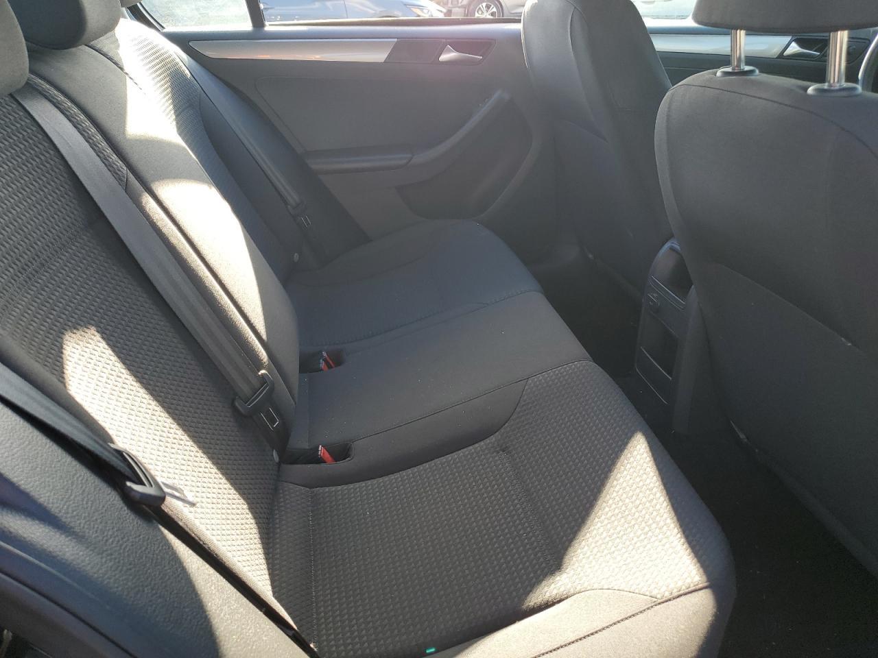 2016 VOLKSWAGEN JETTA