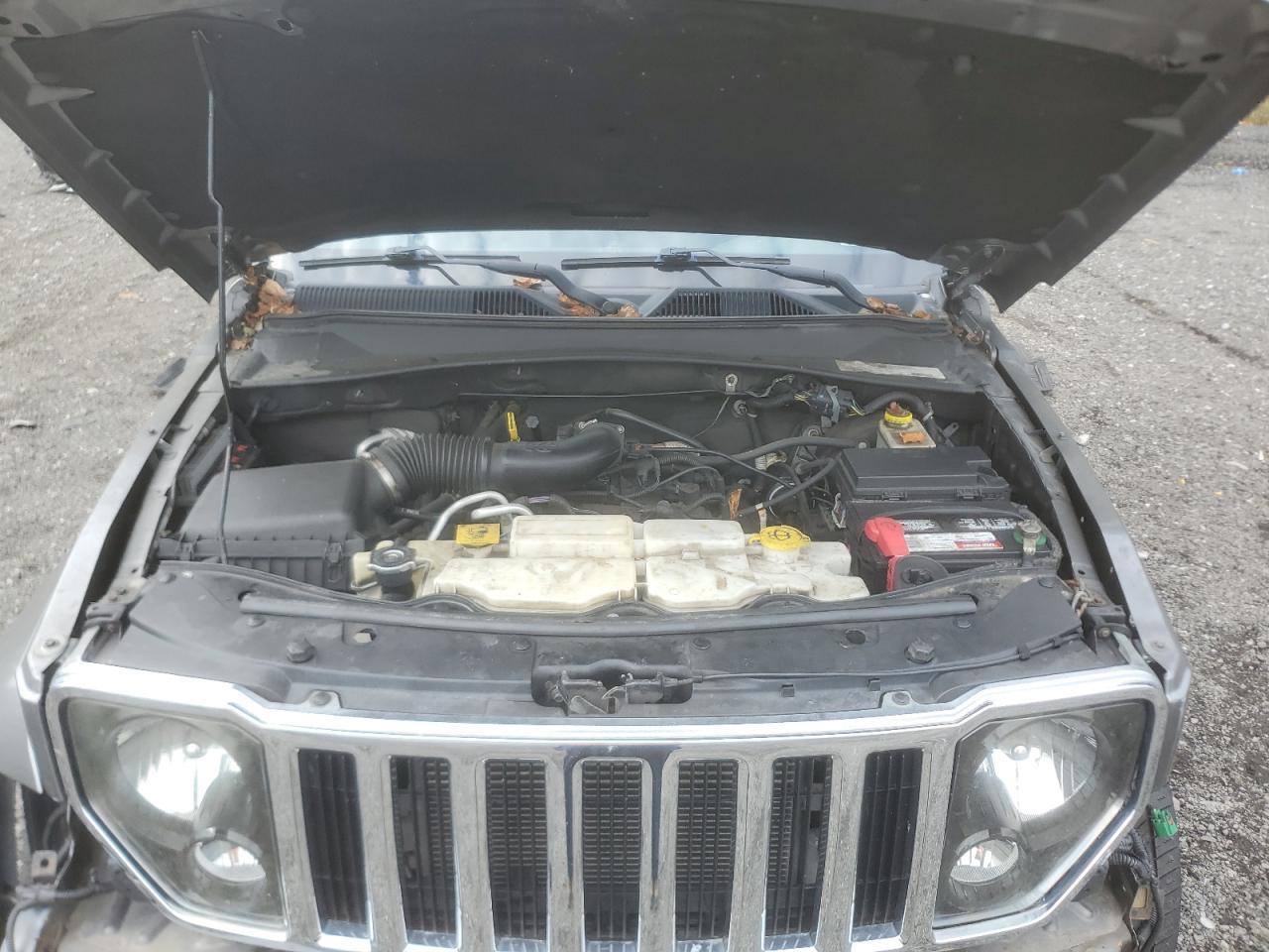 2012 JEEP Liberty