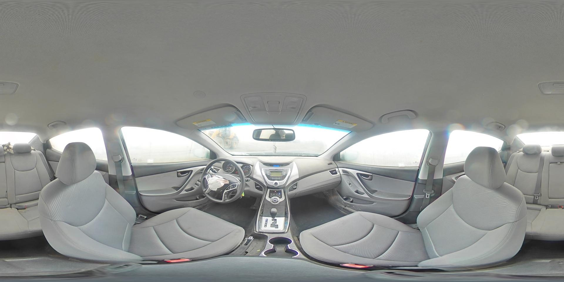 2012 HYUNDAI ELANTRA