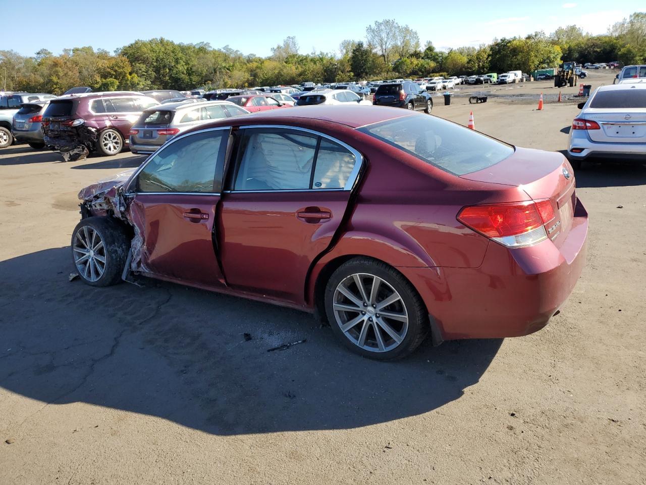2013 SUBARU Legacy