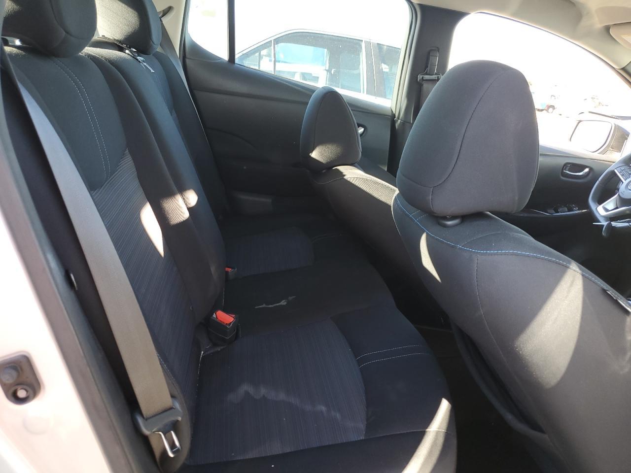 2018 NISSAN LEAF