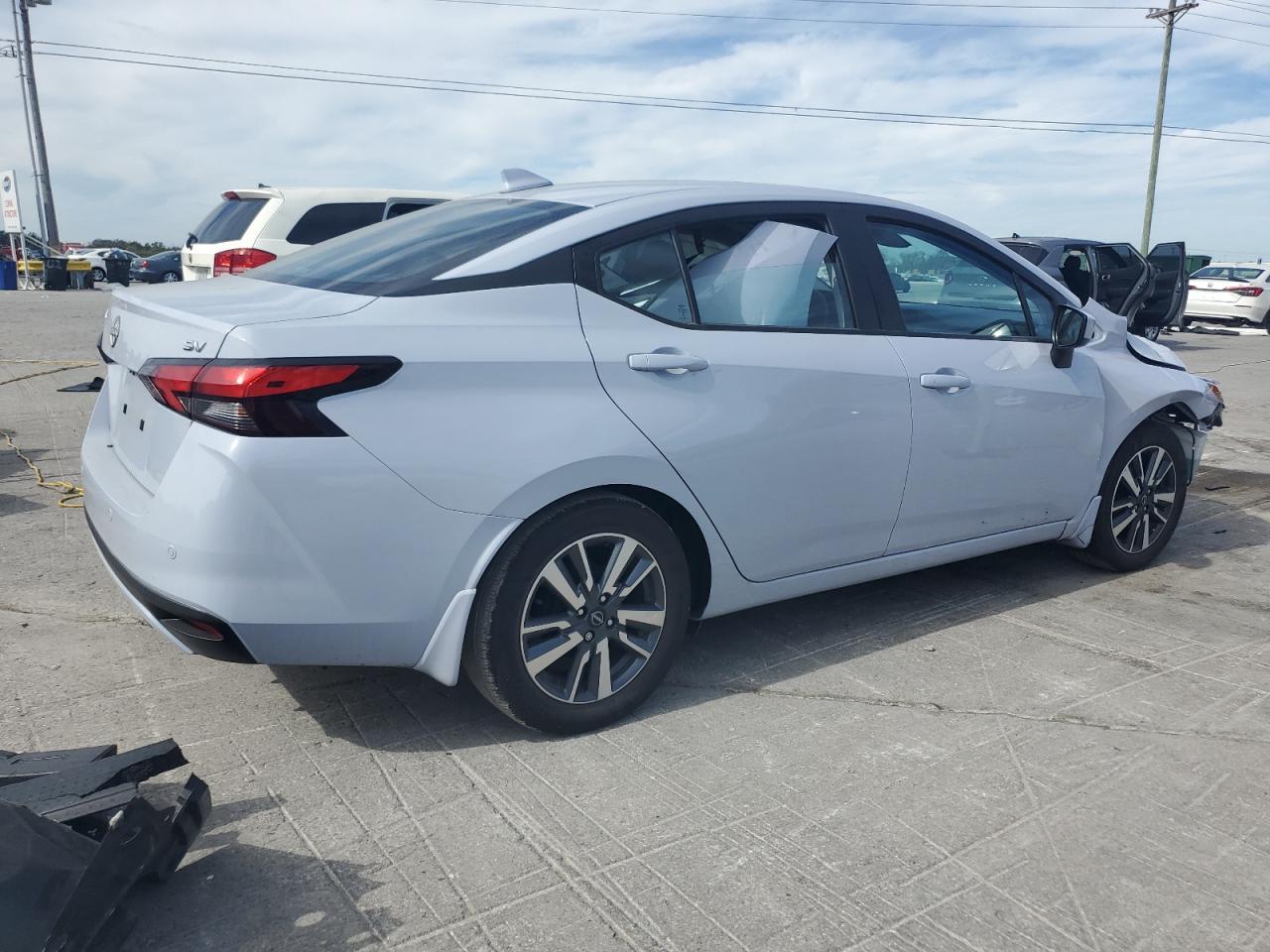 2024 NISSAN VERSA