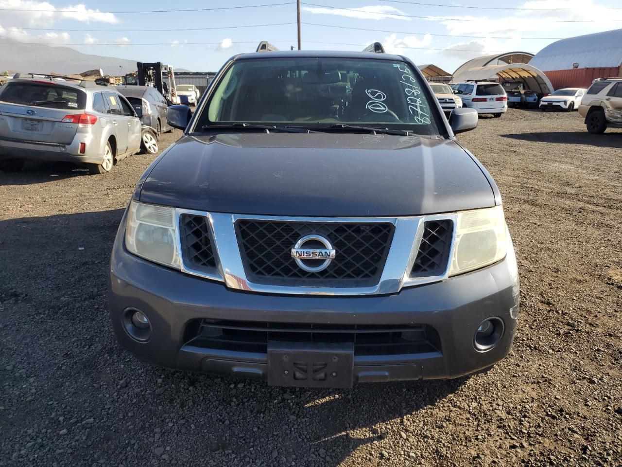 2011 NISSAN PATHFINDER
