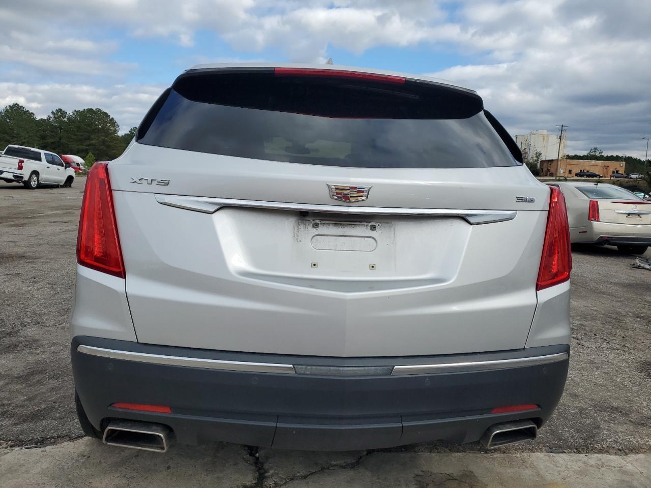2018 CADILLAC XT5