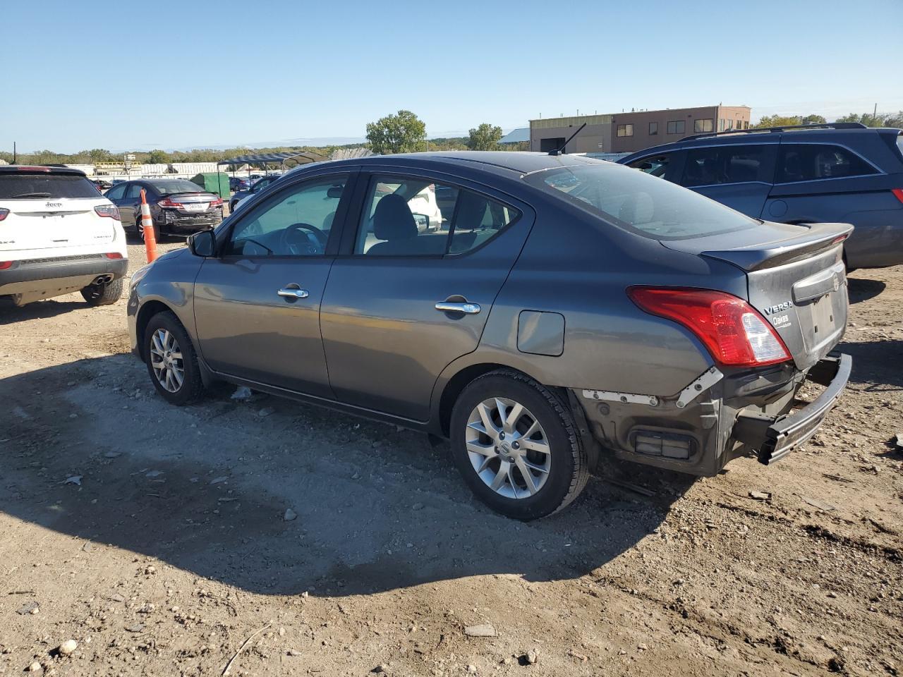 2018 NISSAN VERSA