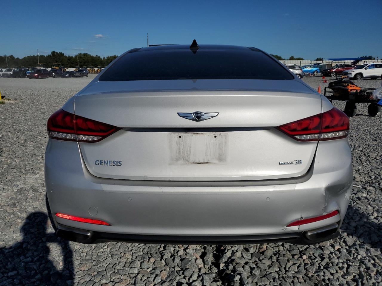 2015 HYUNDAI GENESIS