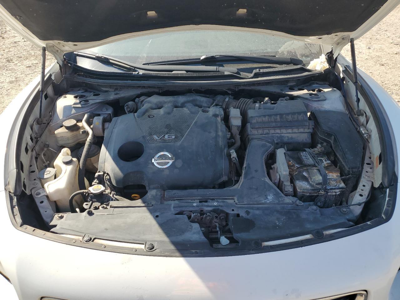 2014 NISSAN Maxima
