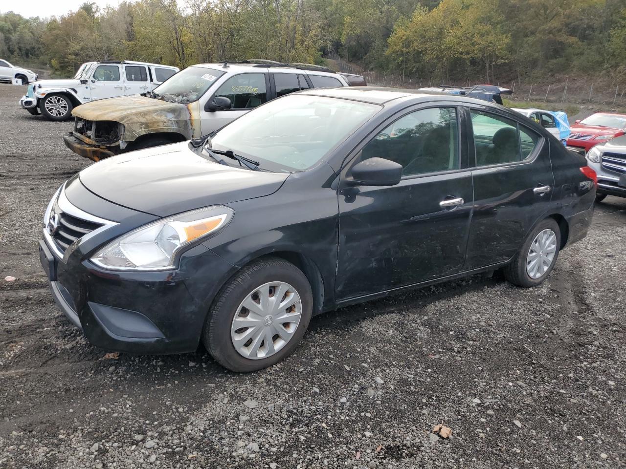 2015 NISSAN VERSA