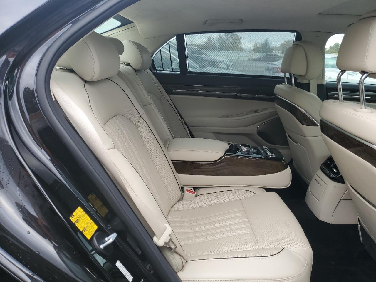2019 GENESIS G90