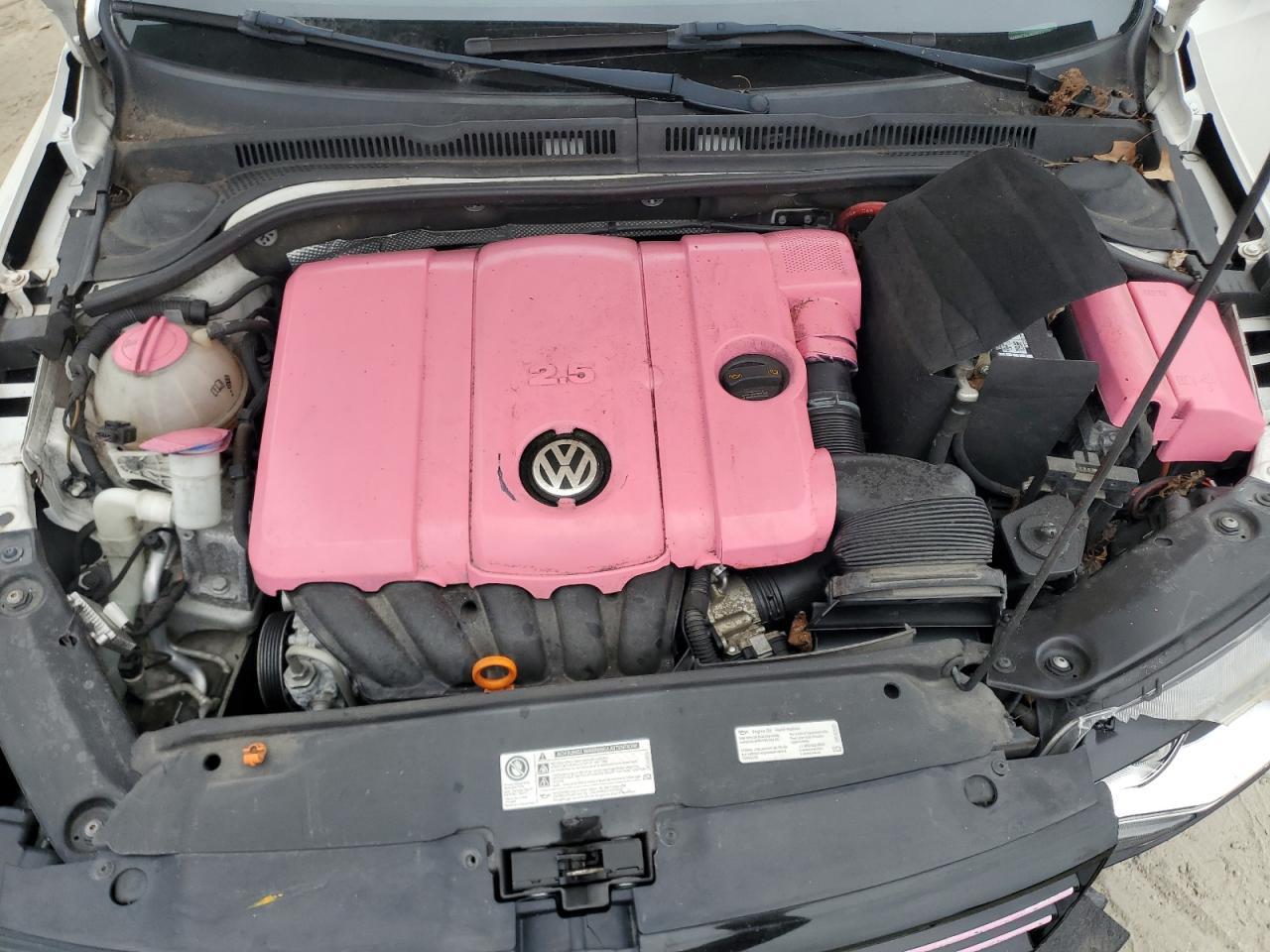 2013 VOLKSWAGEN JETTA