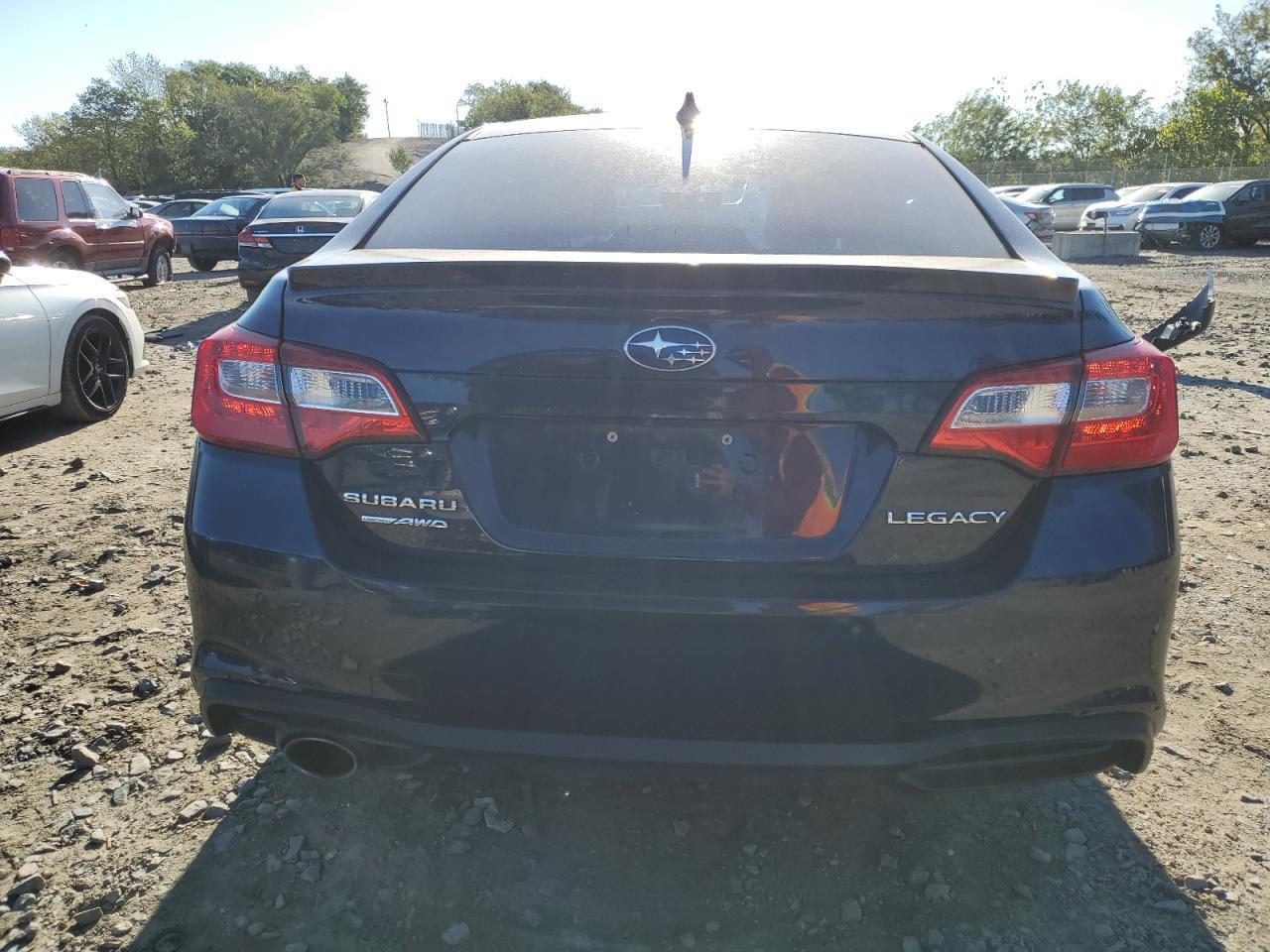 2018 SUBARU Legacy