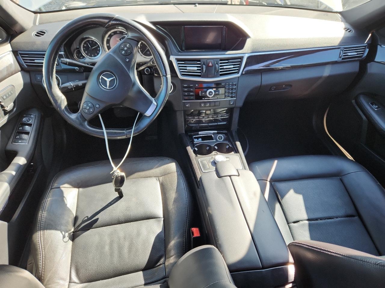 2011 MERCEDES-BENZ E-Class