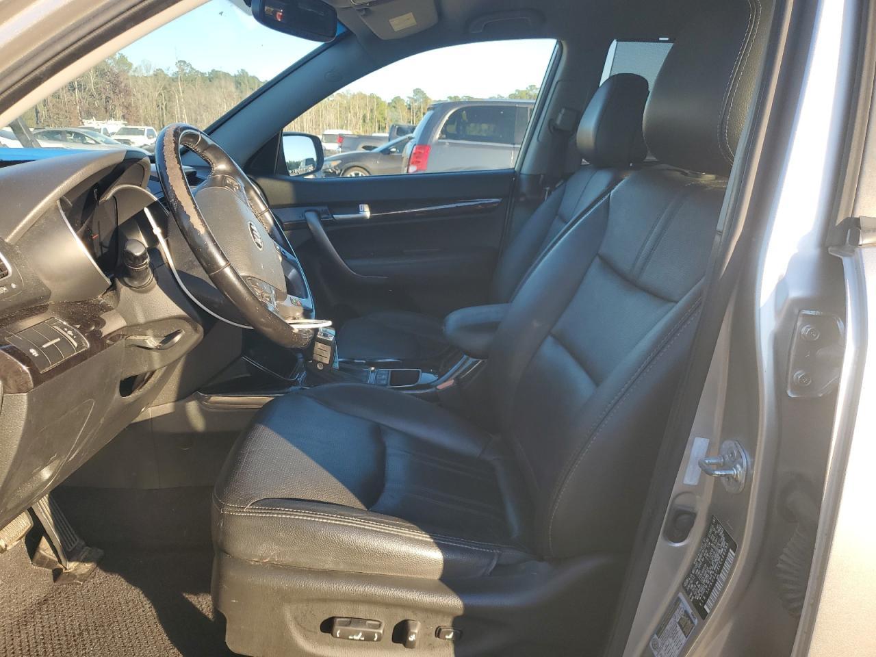 2014 KIA SORENTO