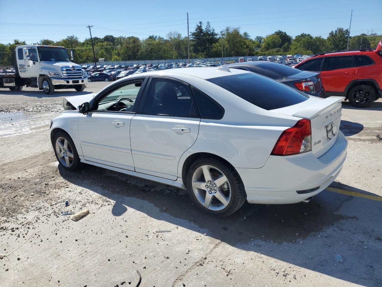 2010 VOLVO S40