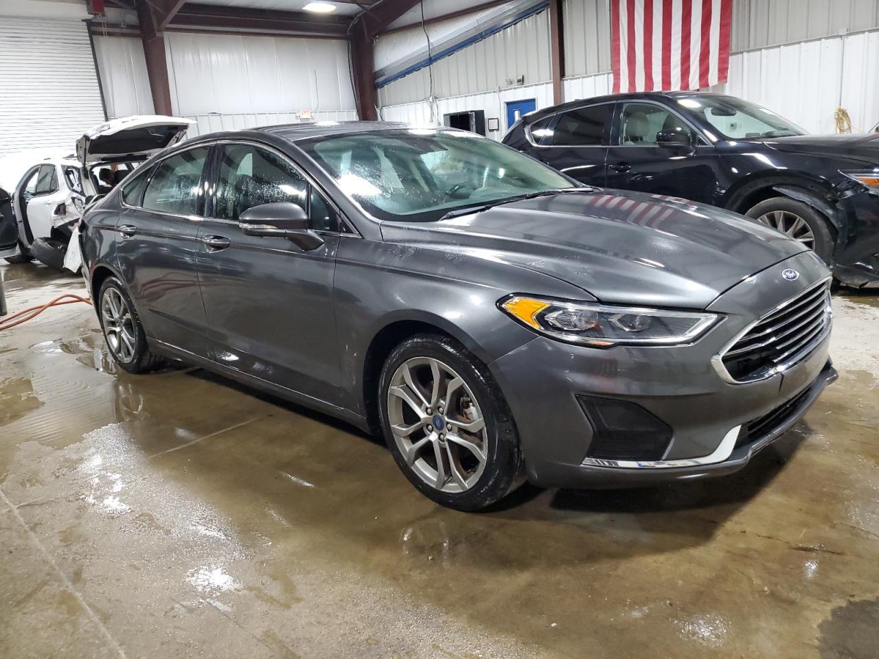 2019 FORD FUSION
