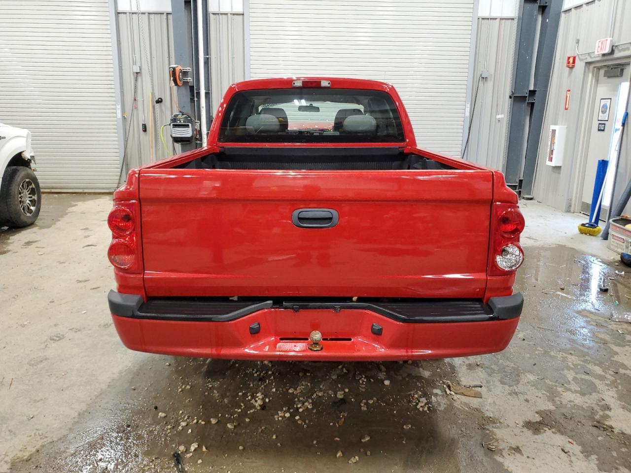 2011 DODGE Dakota