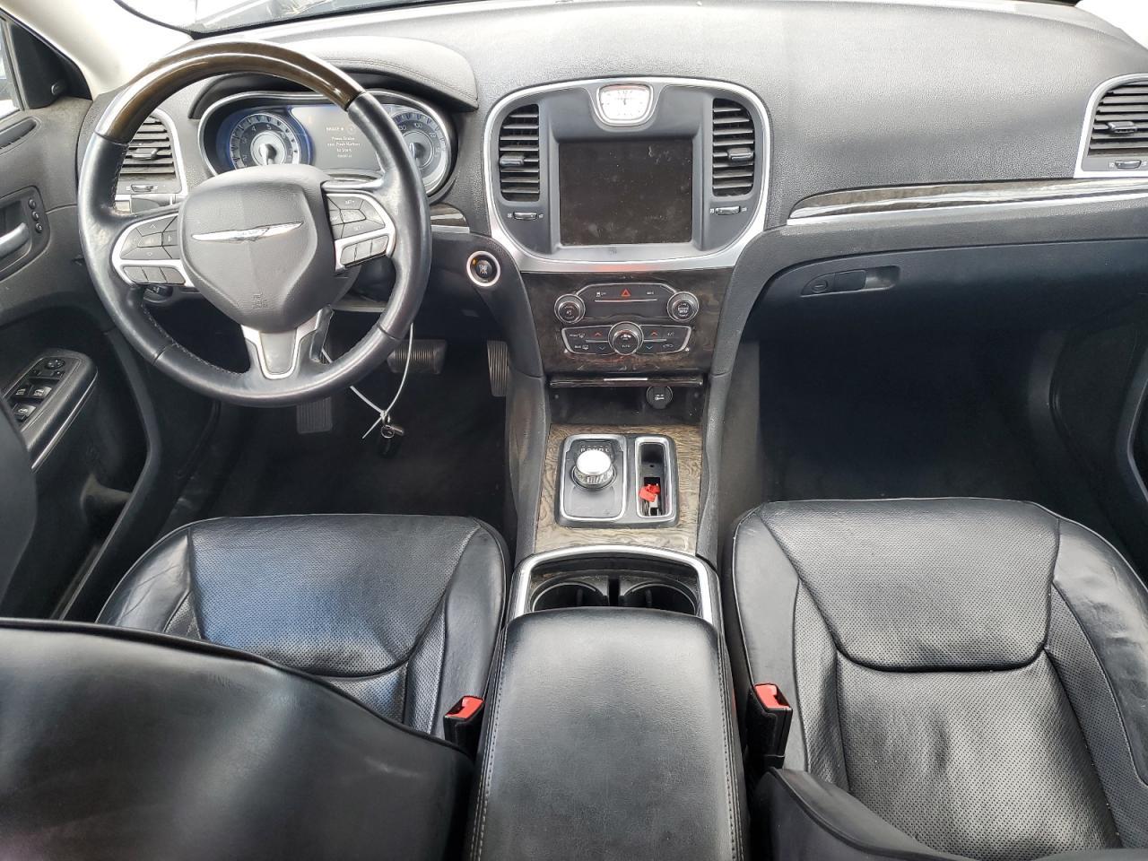 2016 CHRYSLER 300