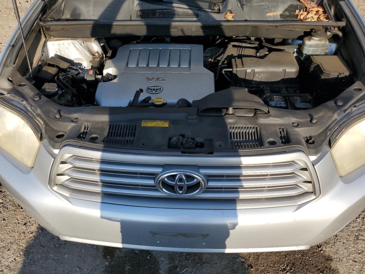 2010 TOYOTA HIGHLANDER
