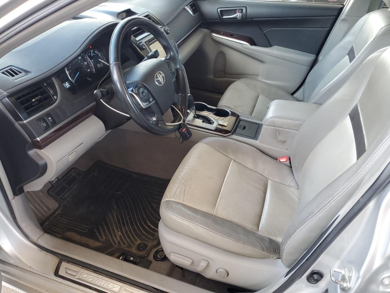 2014 TOYOTA CAMRY