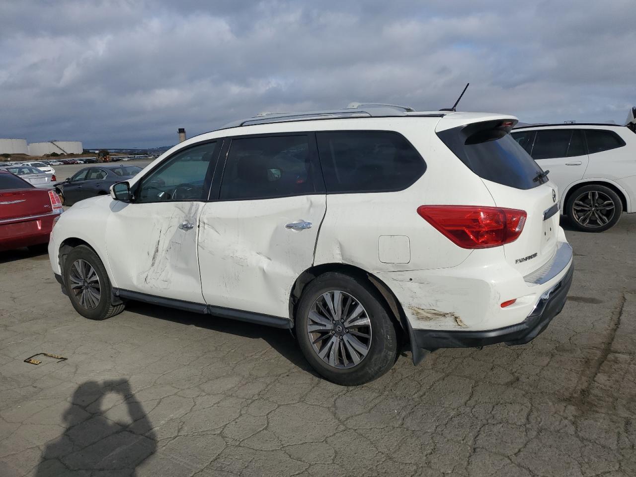 2017 NISSAN PATHFINDER