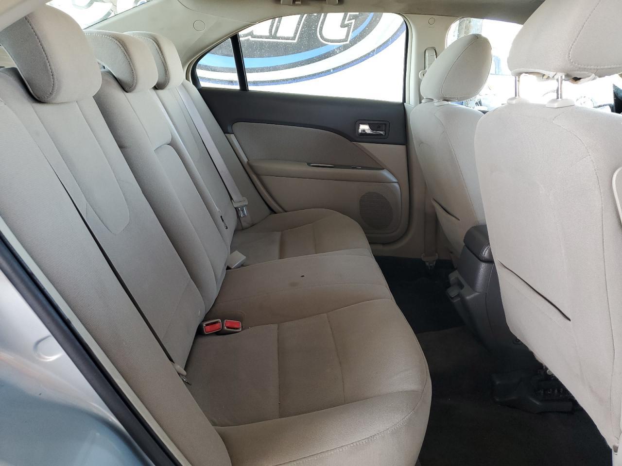 2010 FORD FUSION