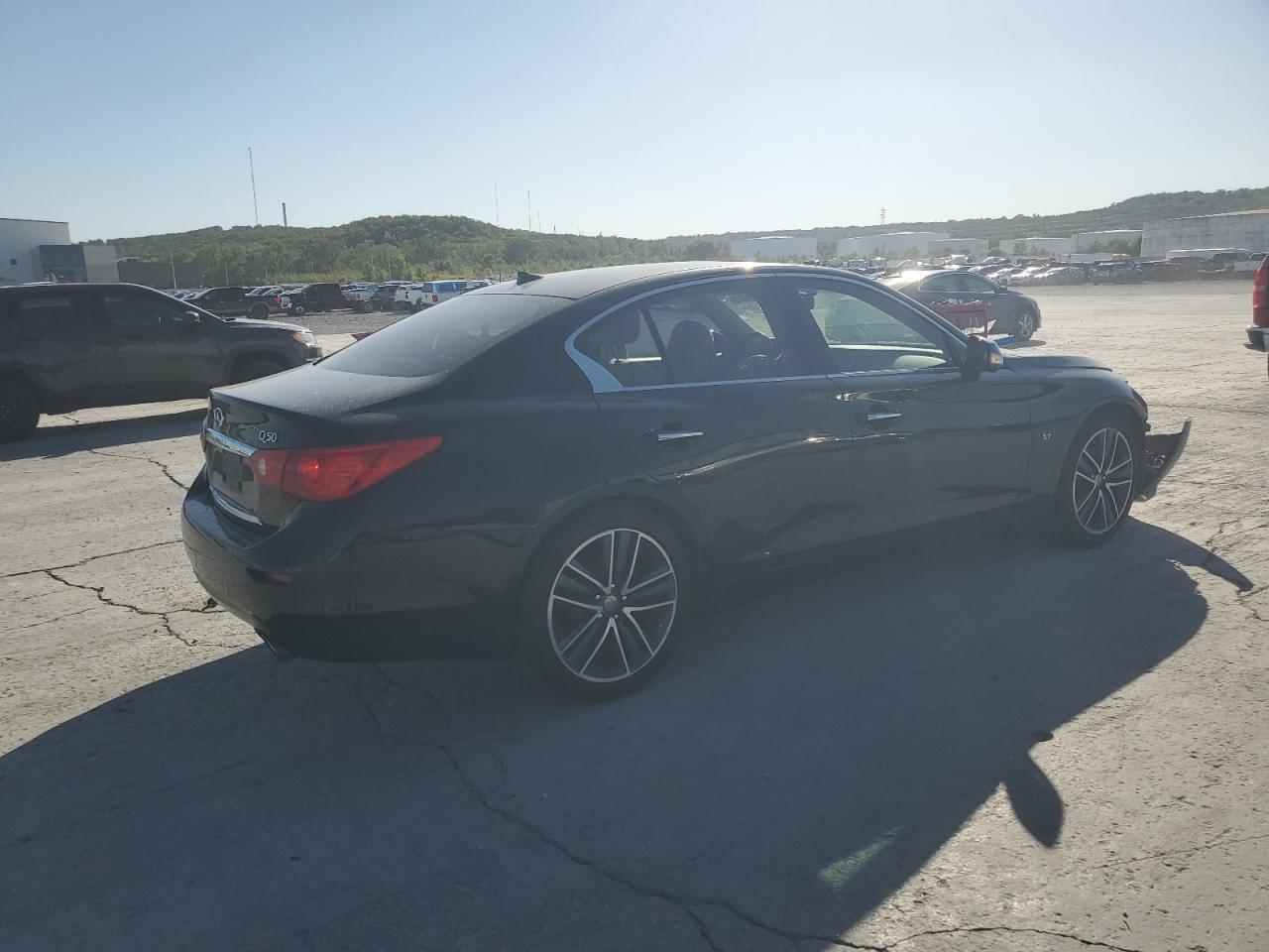2014 INFINITI Q50