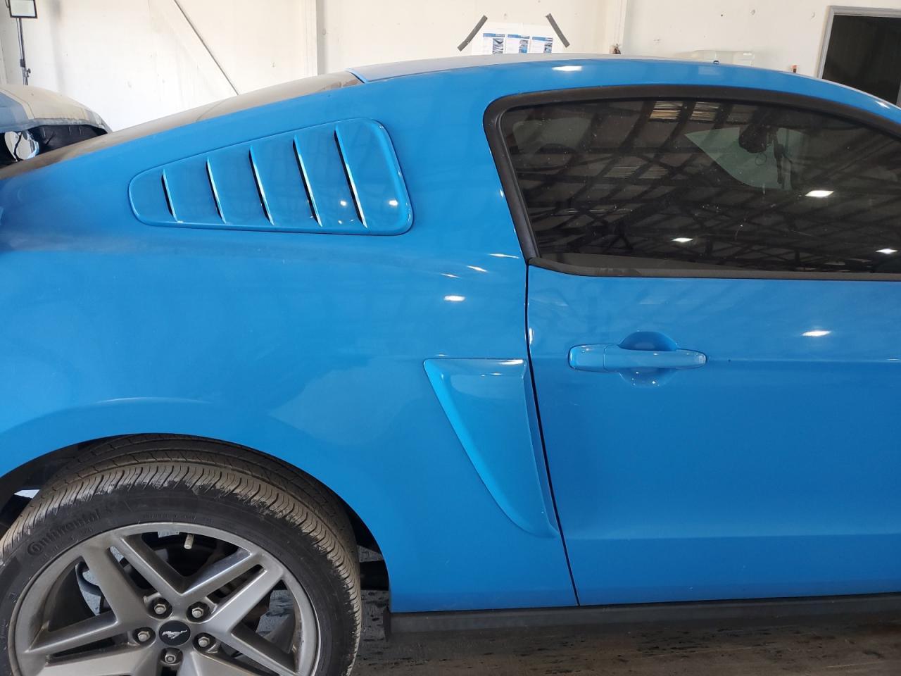 2010 FORD MUSTANG