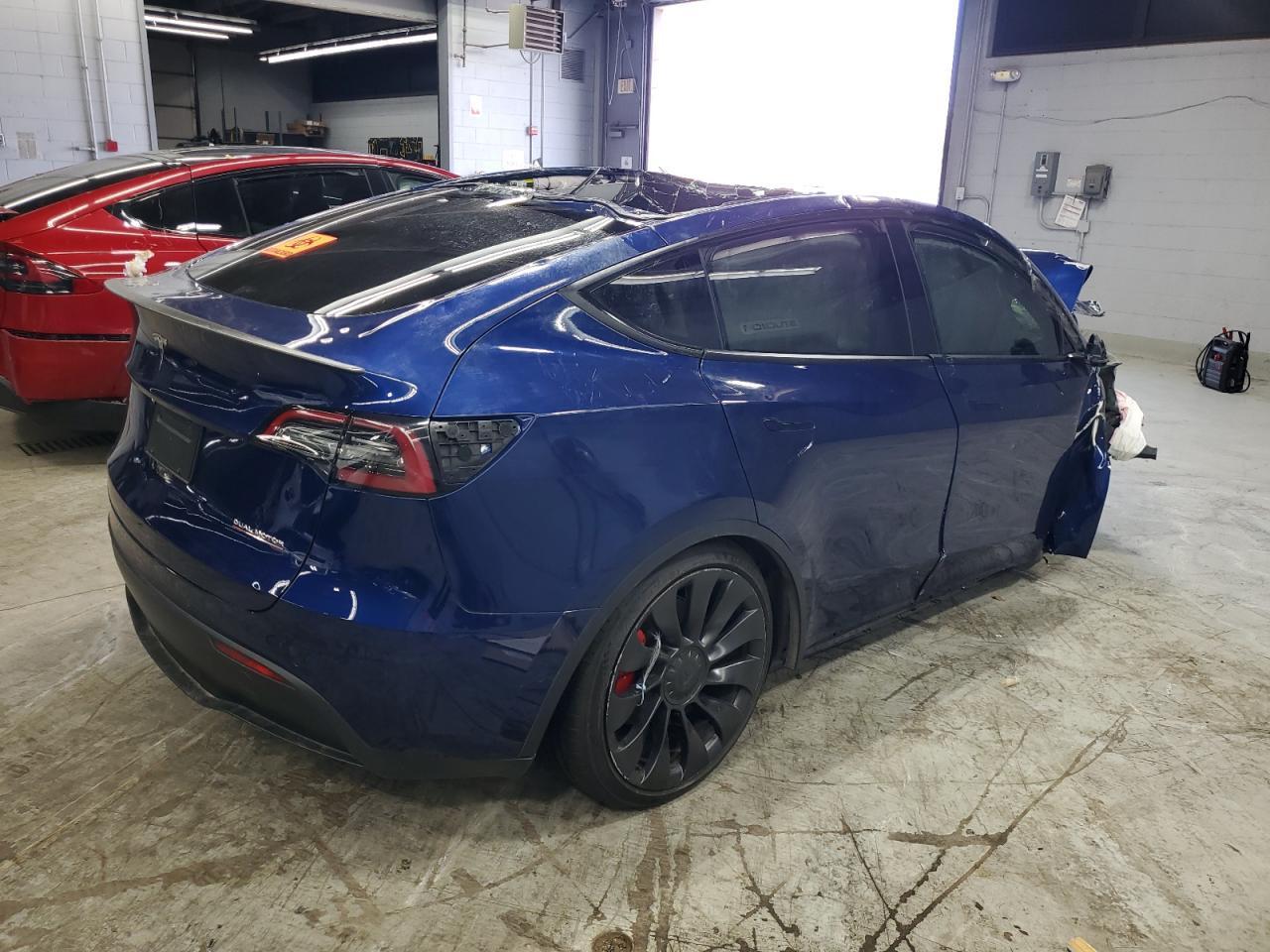 2022 TESLA MODEL Y
